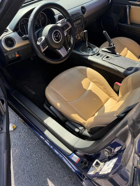 2010 Mazda NC MX-5 Miata - Image 4 of 4