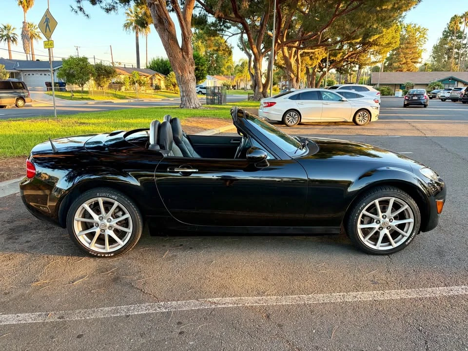 2010 Mazda NC MX-5 Miata - Image 9 of 14