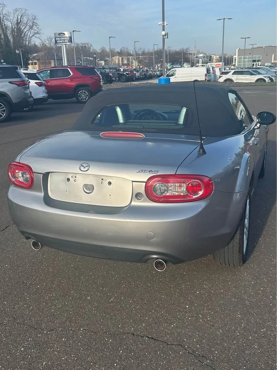 2010 Mazda NC MX-5 Miata - Image 5 of 10