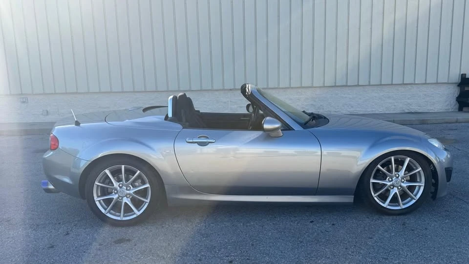 2010 Mazda NC MX-5 Miata - Image 10 of 19