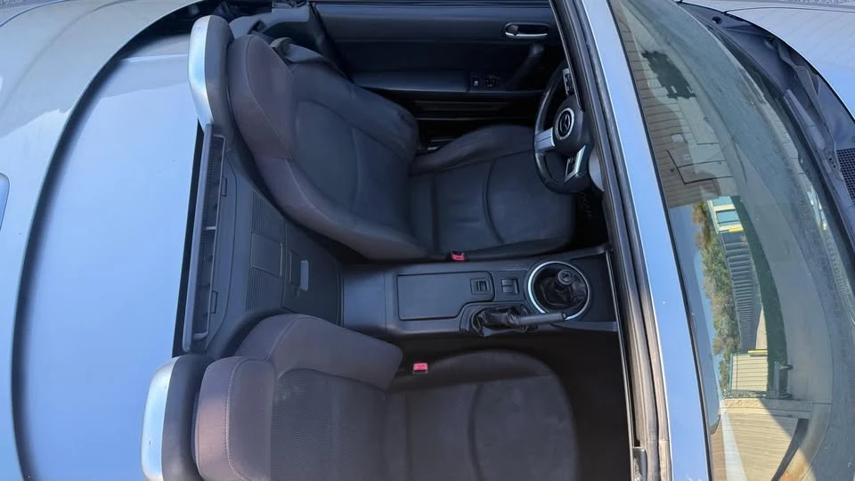 2010 Mazda NC MX-5 Miata - Image 18 of 19