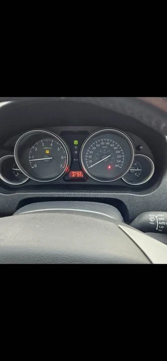 2010 Mazda MX-6 - Image 5 of 11