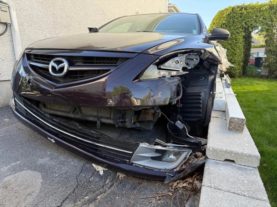2010 Mazda MX-6 - Image 2 of 8