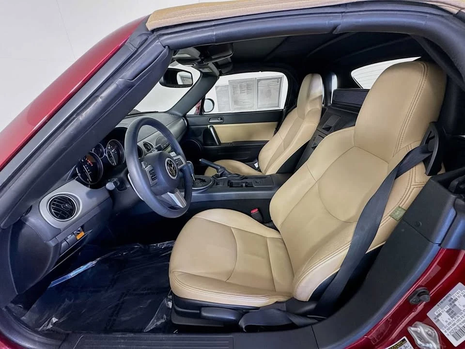 2010 Mazda NC MX-5 Miata - Image 4 of 7