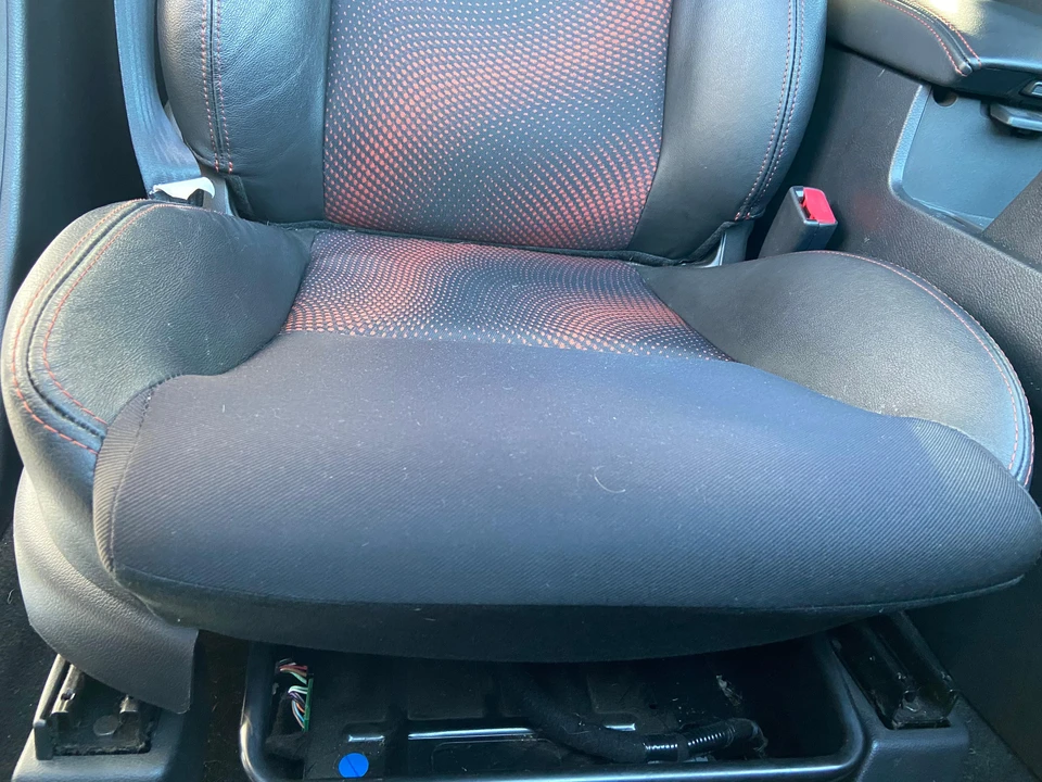 2010 Mazda Mazdaspeed 3 2nd Gen - Image 27 of 31