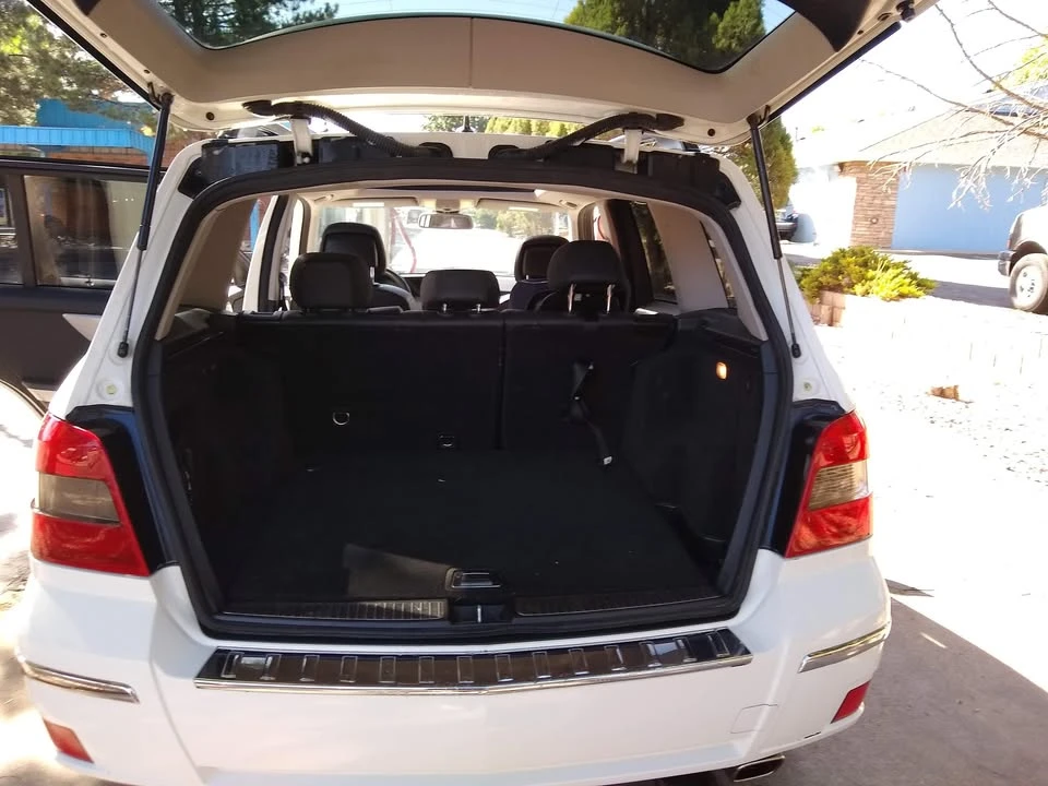 2010 Mercedes-Benz GLK-Class - Image 9 of 16