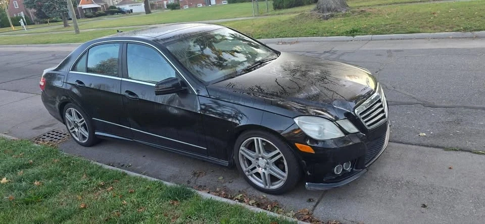 2010 Mercedes-Benz W212 E-Class - Image 3 of 8