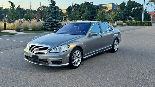 2010 Mercedes-Benz S63 AMG Designo