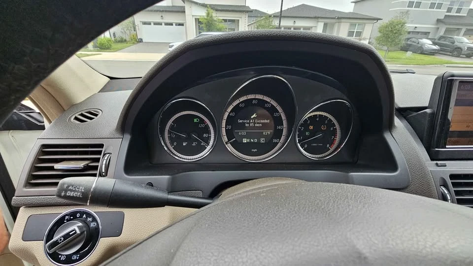 2010 Mercedes-Benz W212 E-Class - Image 9 of 20