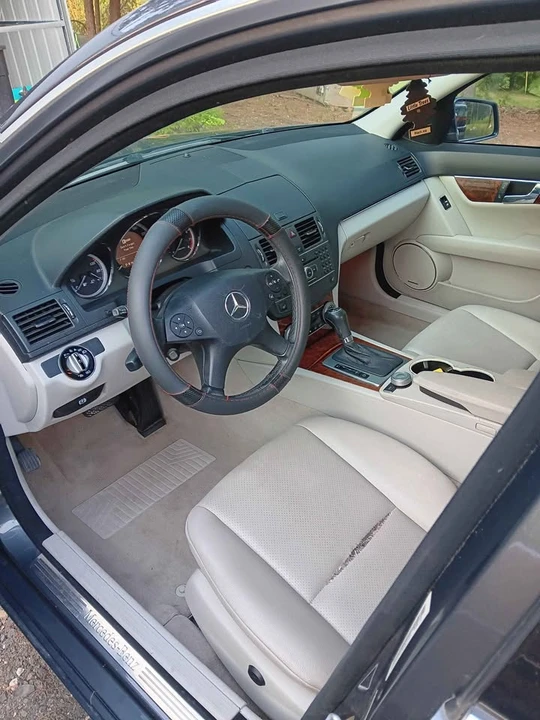 2010 Mercedes-Benz W212 E-Class - Image 5 of 6