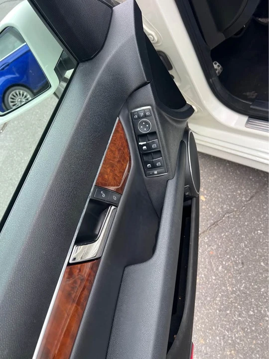 2010 Mercedes-Benz W212 E-Class - Image 9 of 10