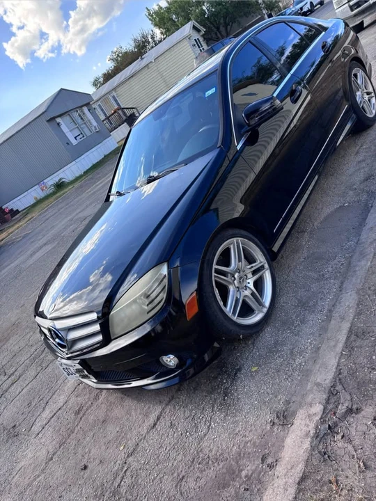 2010 Mercedes-Benz W212 E-Class - Image 2 of 9