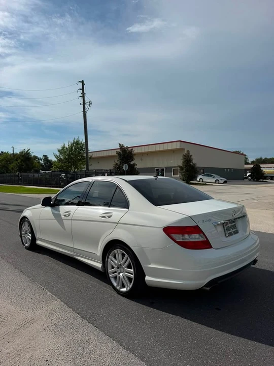 2010 Mercedes-Benz W212 E-Class - Image 7 of 15