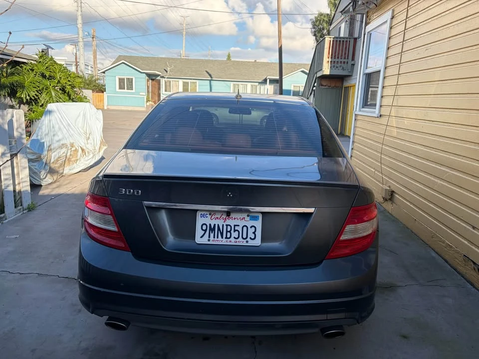 2010 Mercedes-Benz W204 C-Class - Image 8 of 14
