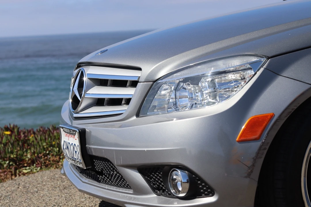 2010 Mercedes-Benz W204 C-Class - Image 5 of 15