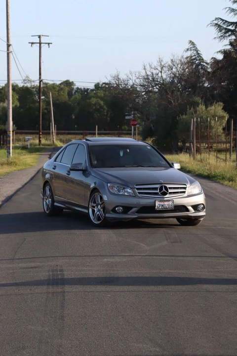 2010 Mercedes-Benz W204 C-Class - Image 2 of 15