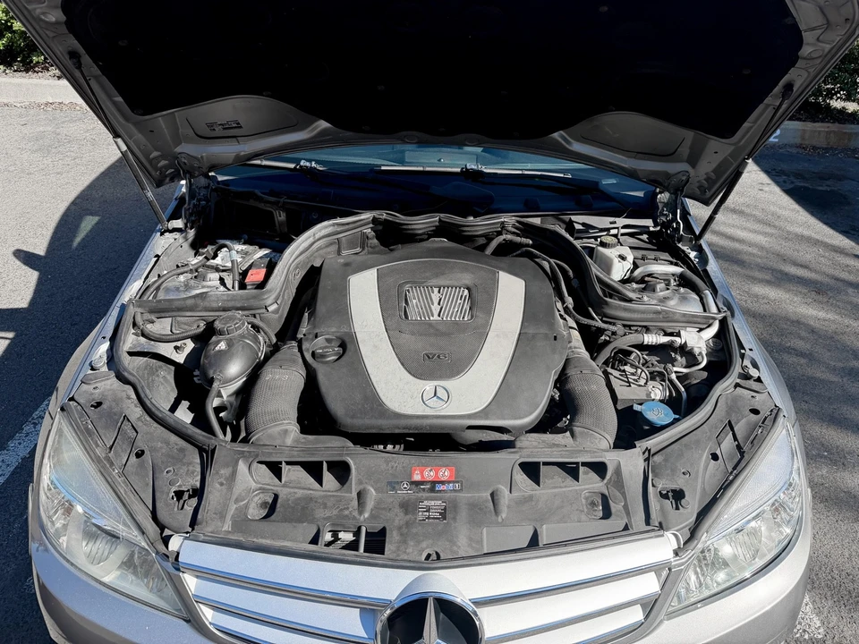 2010 Mercedes-Benz W204 C-Class - Image 15 of 15