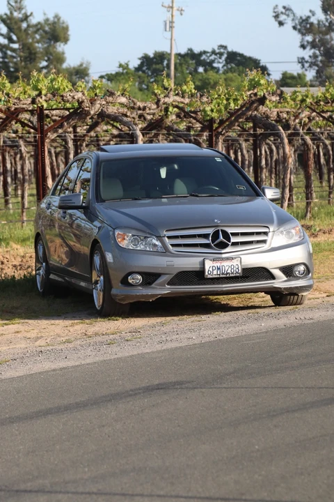 2010 Mercedes-Benz W204 C-Class - Image 4 of 15