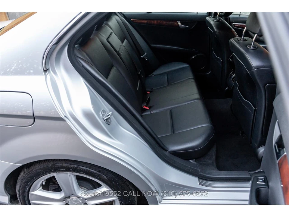 2010 Mercedes-Benz W120 & W121 - Image 21 of 31
