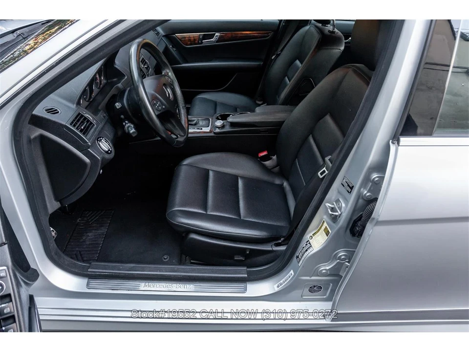 2010 Mercedes-Benz W120 & W121 - Image 15 of 31
