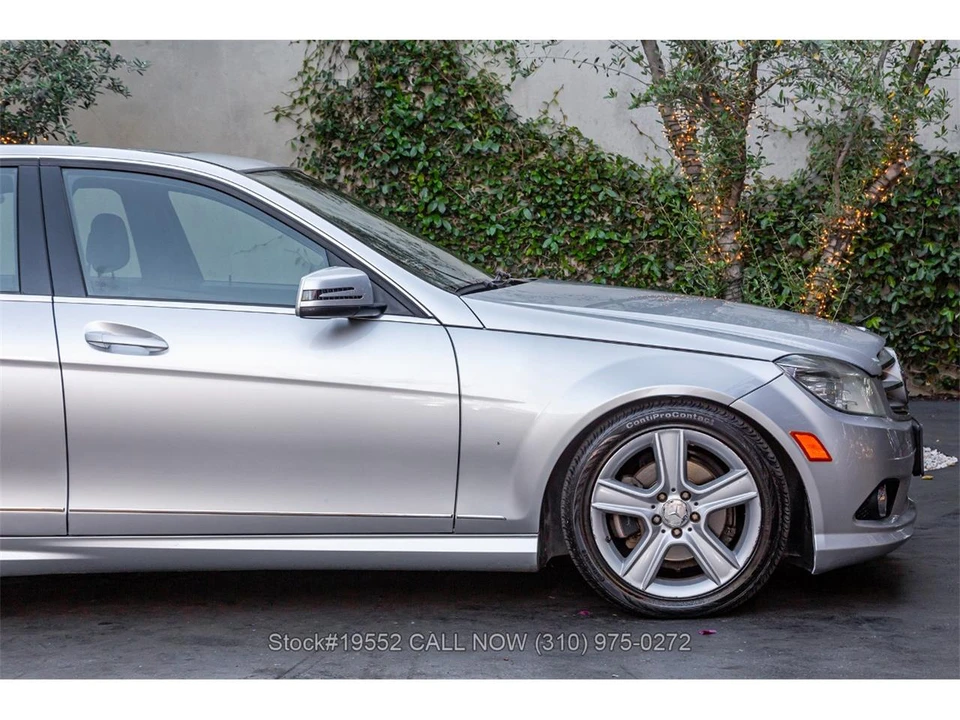 2010 Mercedes-Benz W120 & W121 - Image 9 of 31