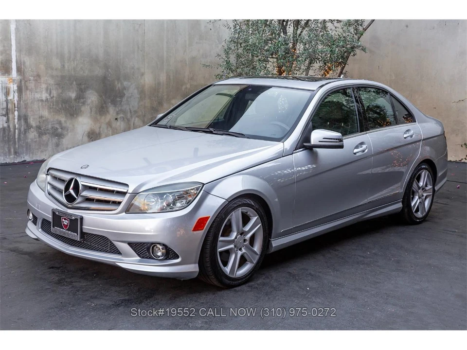 2010 Mercedes-Benz W120 & W121 - Image 7 of 31