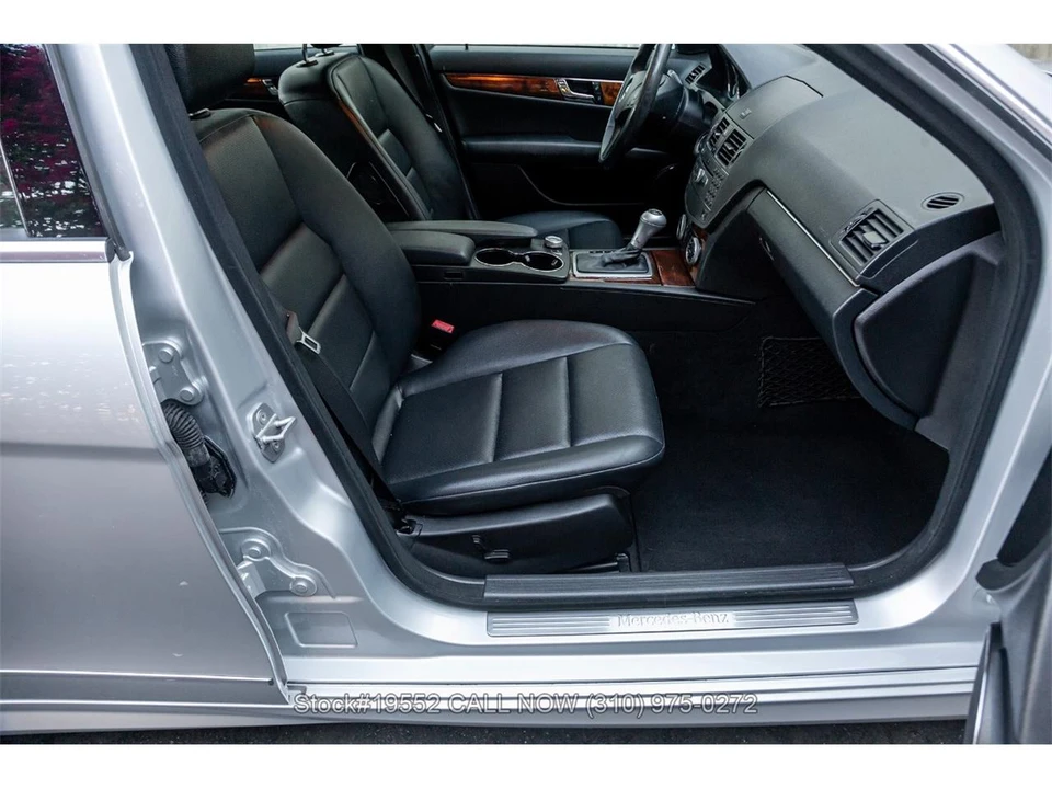 2010 Mercedes-Benz W120 & W121 - Image 23 of 31