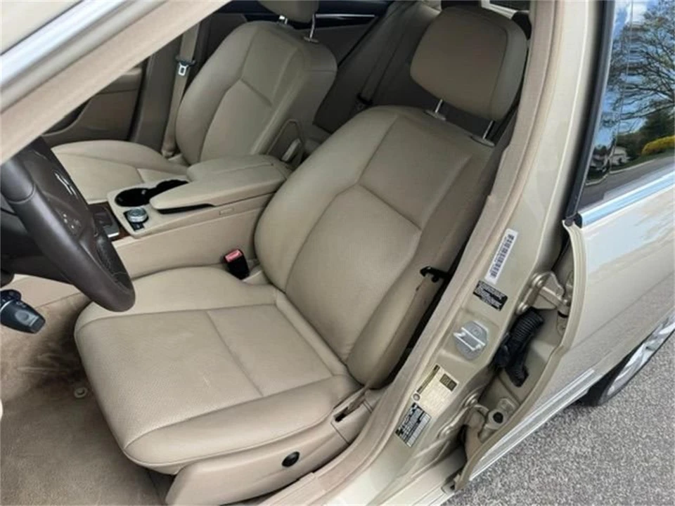 2010 Mercedes-Benz W120 & W121 - Image 11 of 21