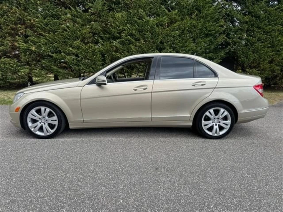 2010 Mercedes-Benz W120 & W121 - Image 2 of 21