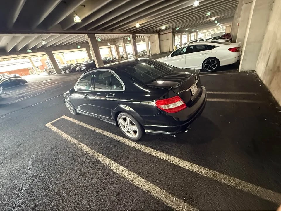 2010 Mercedes-Benz W204 C-Class - Image 2 of 5