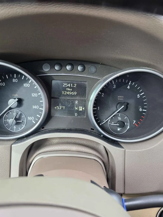 2010 Mercedes-Benz W212 E-Class - Image 2 of 7