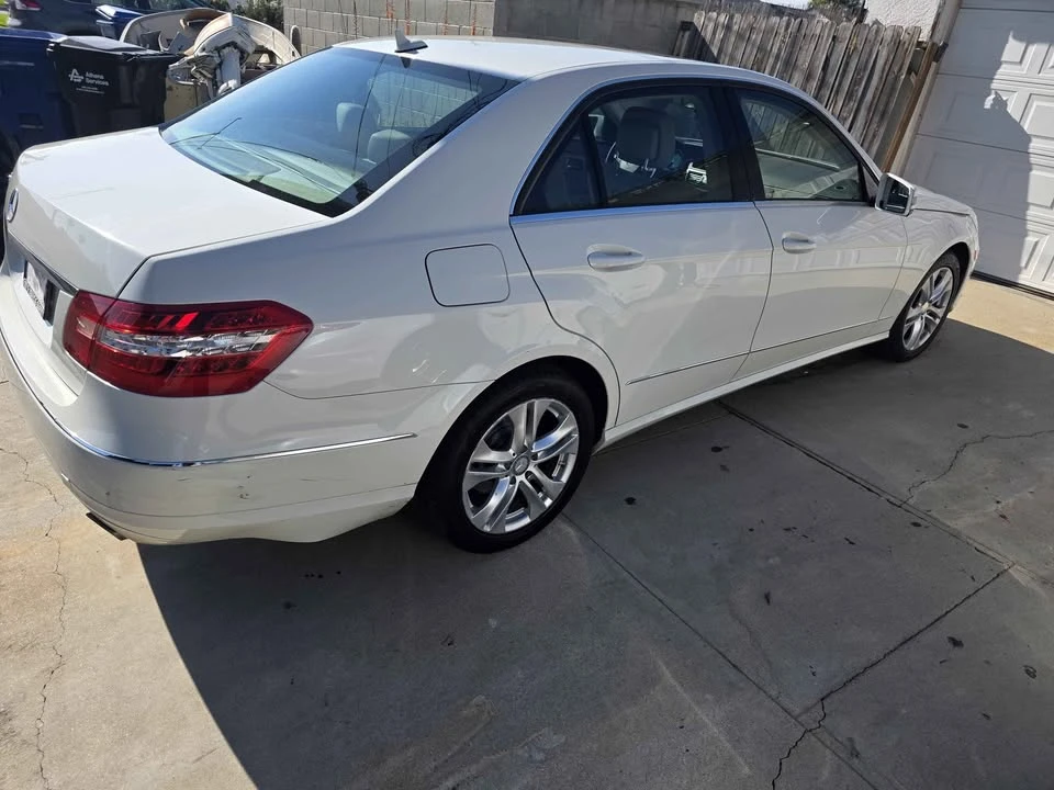2010 Mercedes-Benz W212 E-Class - Image 3 of 12