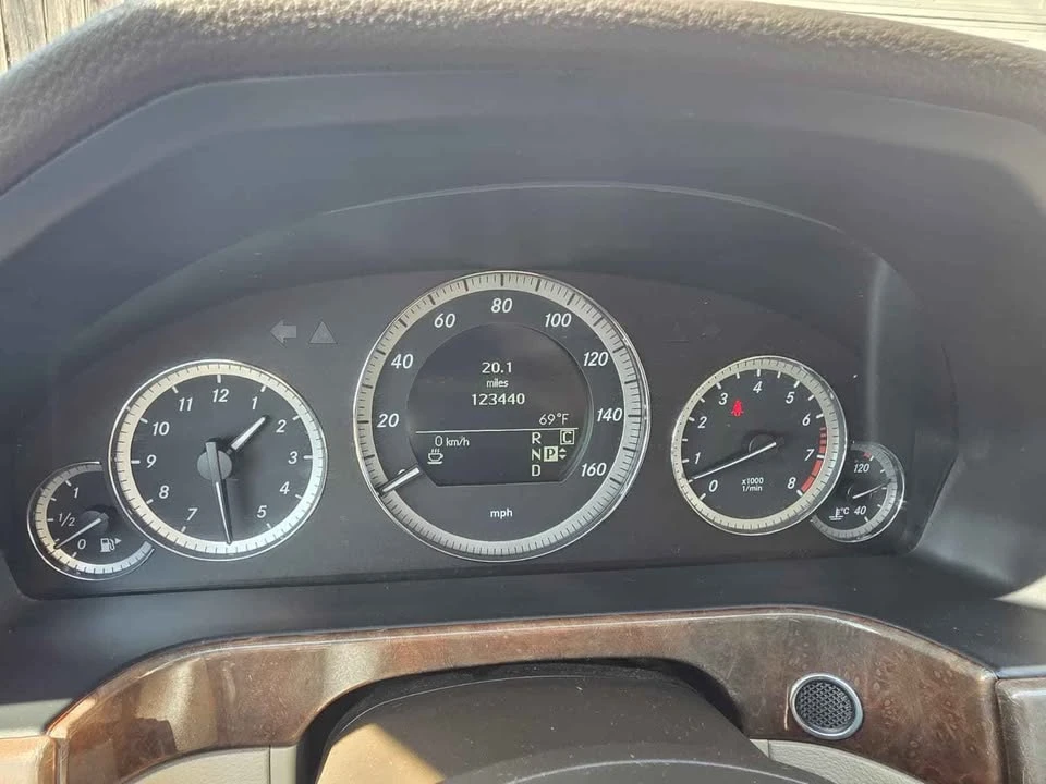 2010 Mercedes-Benz W212 E-Class - Image 6 of 12