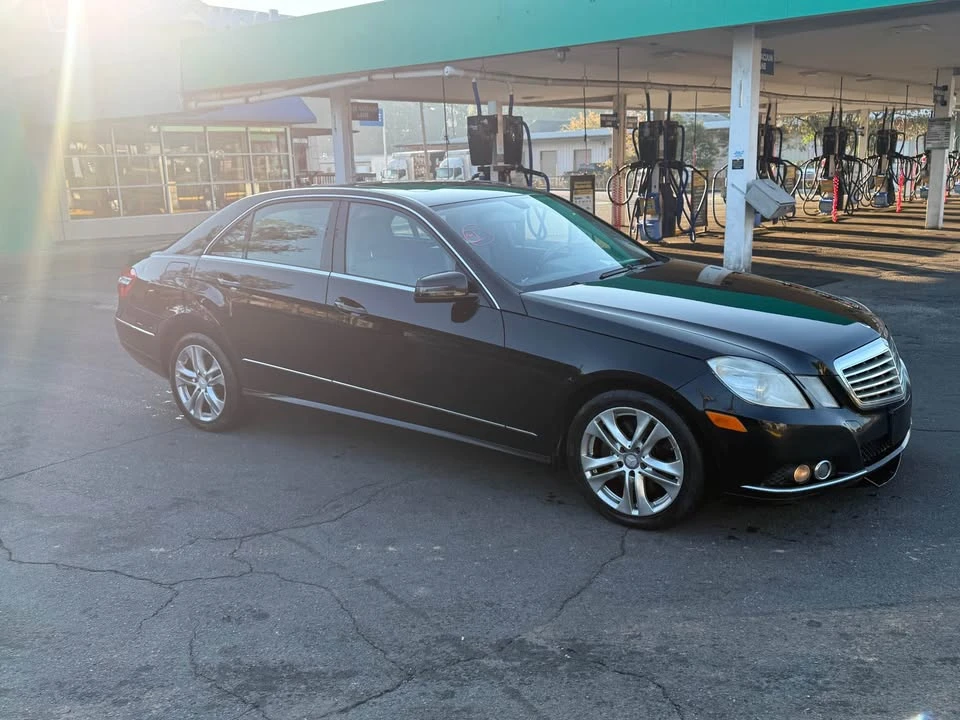 2010 Mercedes-Benz W212 E-Class - Image 4 of 5