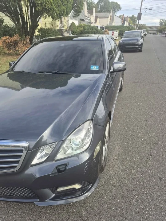 2010 Mercedes-Benz W221 S-Class - Image 2 of 3