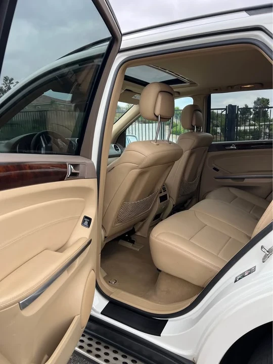 2010 Mercedes-Benz W212 E-Class - Image 12 of 20