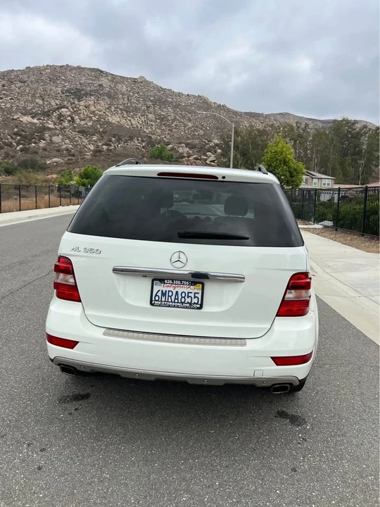 2010 Mercedes-Benz W212 E-Class - Image 7 of 20