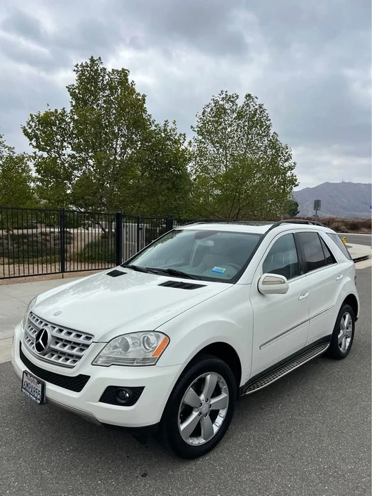 2010 Mercedes-Benz W212 E-Class - Image 2 of 20