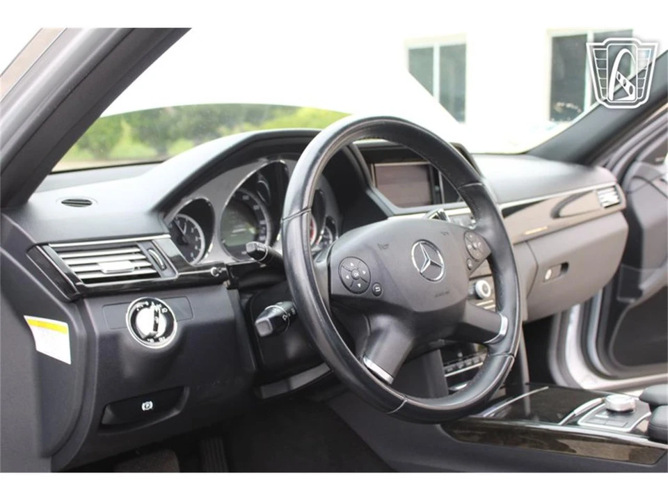 2010 Mercedes-Benz W204 C-Class - Image 11 of 31