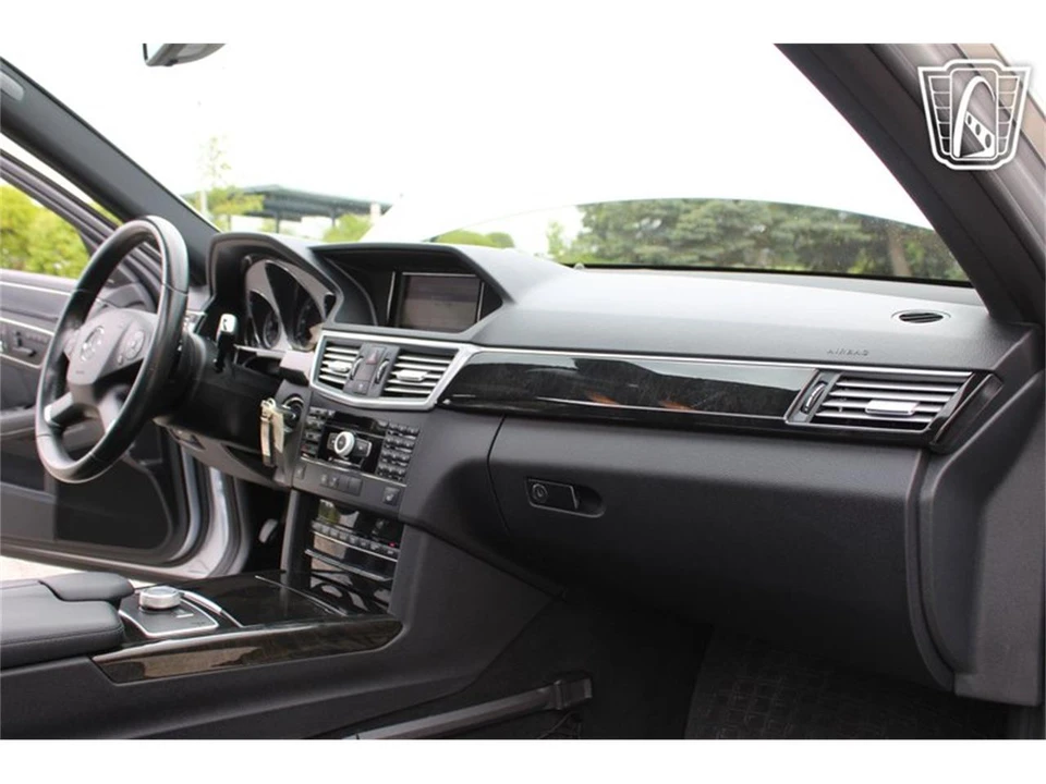 2010 Mercedes-Benz W204 C-Class - Image 13 of 31