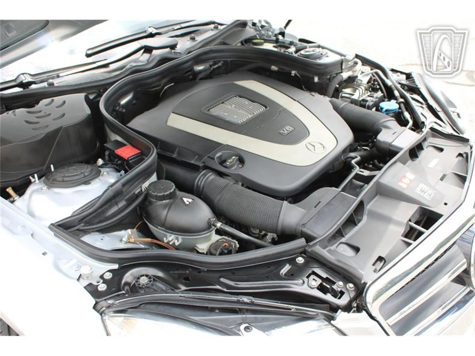 2010 Mercedes-Benz W204 C-Class - Image 8 of 31