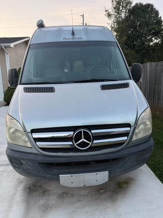 2010 Mercedes-Benz NCV3 Sprinter - Image 2 of 15
