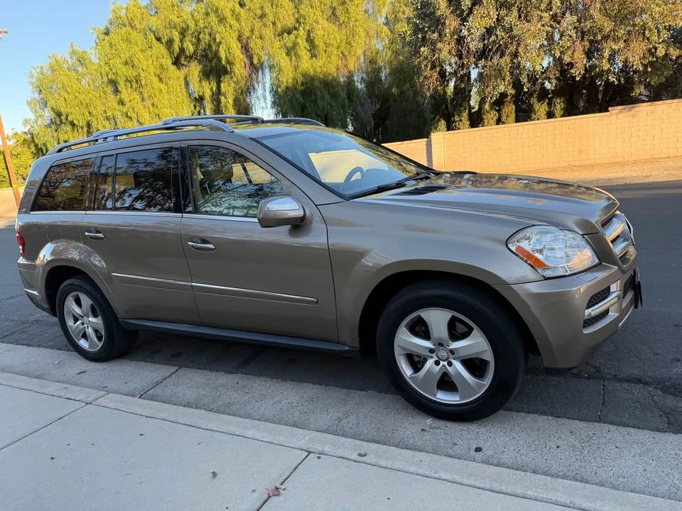 2010 Mercedes-Benz 450SEL - Image 3 of 19