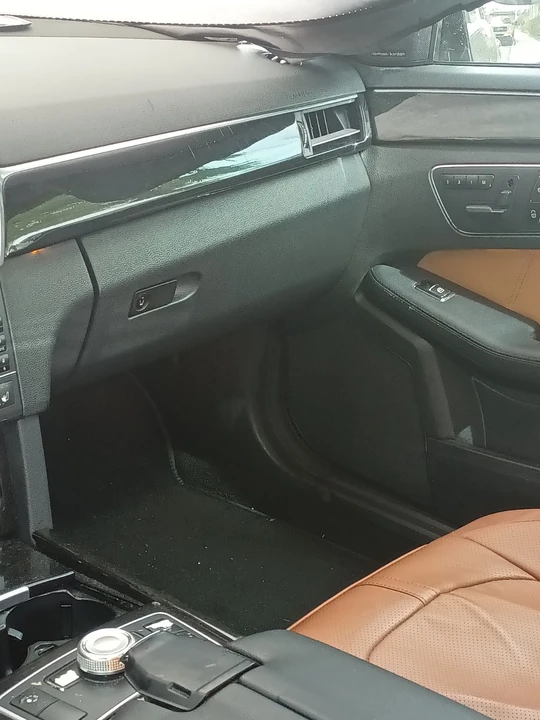 2010 Mercedes-Benz W212 E-Class - Image 8 of 13