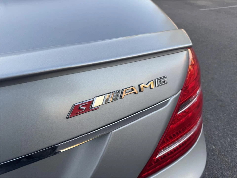 2010 Mercedes-Benz - Image 5 of 27