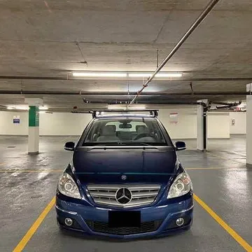 2010 Mercedes-Benz B200