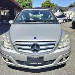 2010 Mercedes-Benz B200