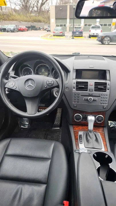 2010 Mercedes-Benz W204 C-Class - Image 7 of 7