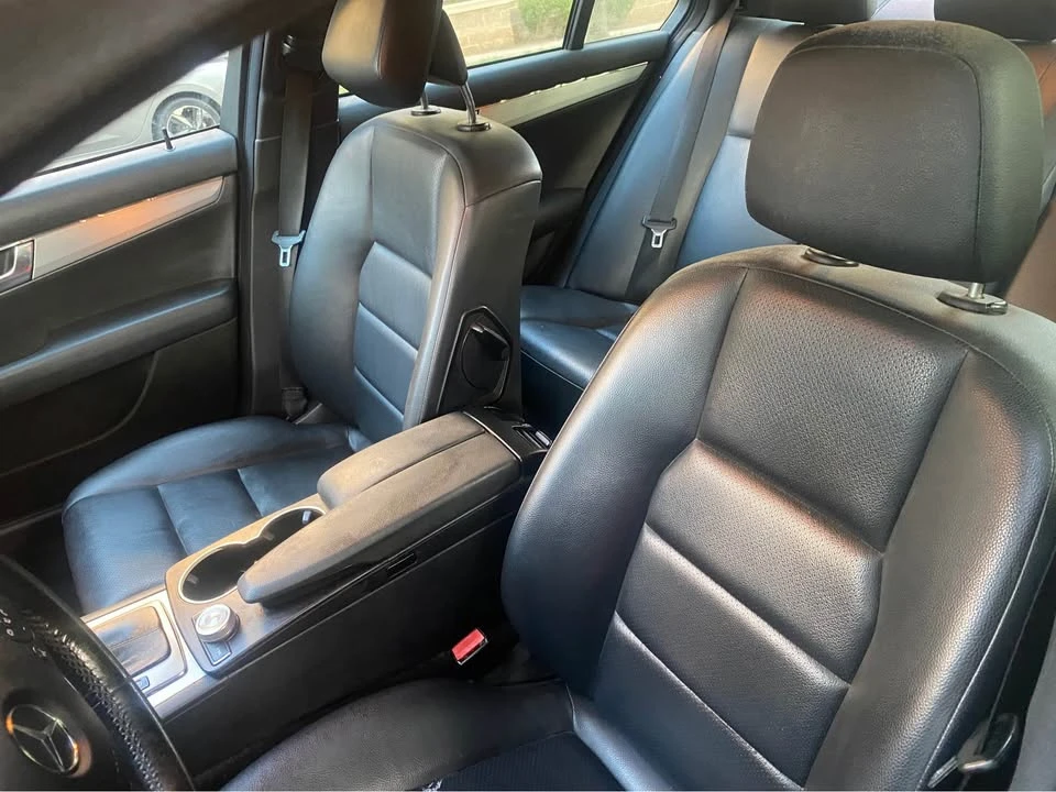 2010 Mercedes-Benz W204 C-Class - Image 8 of 12