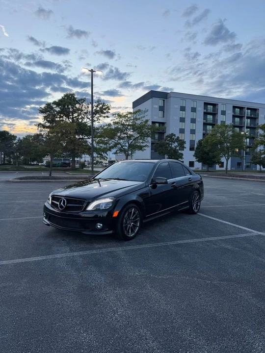 2010 Mercedes-Benz W204 C-Class - Image 2 of 10